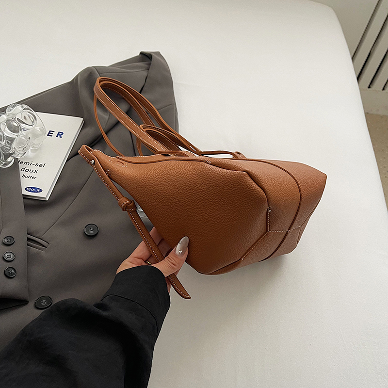MOODS Branded Underarm Shoulde - Women Bags Zara 评论和价格